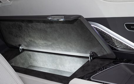 Cadillac Escalade V, 2025 год, 47 800 000 рублей, 8 фотография