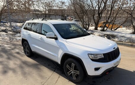 Jeep Grand Cherokee, 2013 год, 2 400 000 рублей, 2 фотография