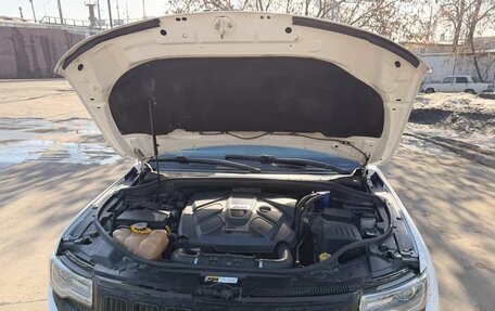 Jeep Grand Cherokee, 2013 год, 2 400 000 рублей, 14 фотография