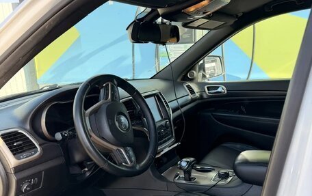 Jeep Grand Cherokee, 2013 год, 2 400 000 рублей, 18 фотография