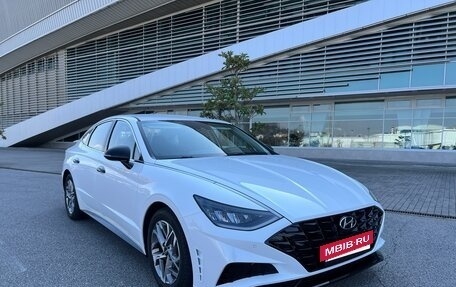 Hyundai Sonata VIII, 2021 год, 2 980 000 рублей, 2 фотография
