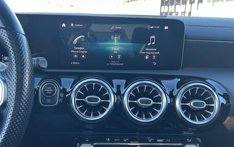 Mercedes-Benz CLA, 2019 год, 3 100 000 рублей, 15 фотография