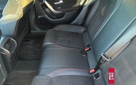 Mercedes-Benz CLA, 2019 год, 3 100 000 рублей, 21 фотография