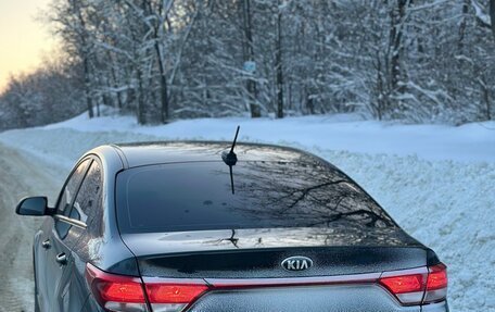 KIA Rio IV, 2018 год, 949 000 рублей, 2 фотография