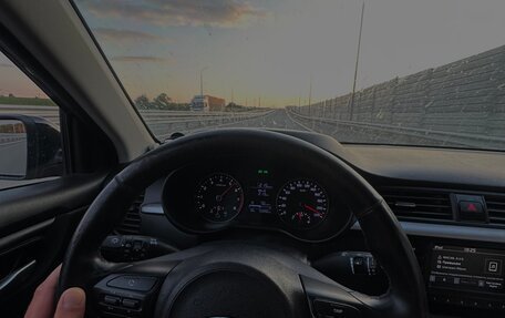 KIA Rio IV, 2018 год, 949 000 рублей, 26 фотография