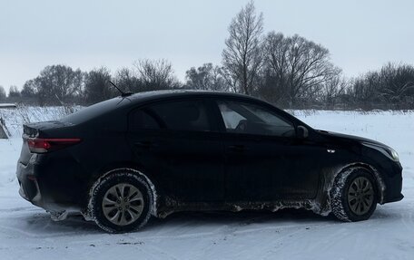 KIA Rio IV, 2018 год, 949 000 рублей, 23 фотография