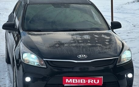 KIA Rio IV, 2018 год, 949 000 рублей, 24 фотография