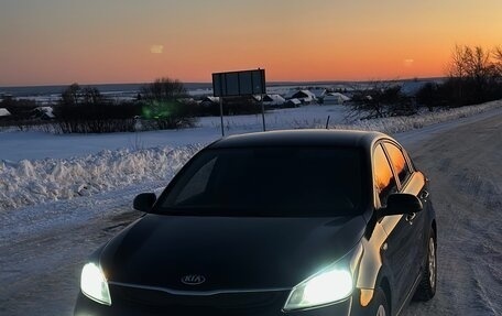 KIA Rio IV, 2018 год, 949 000 рублей, 20 фотография