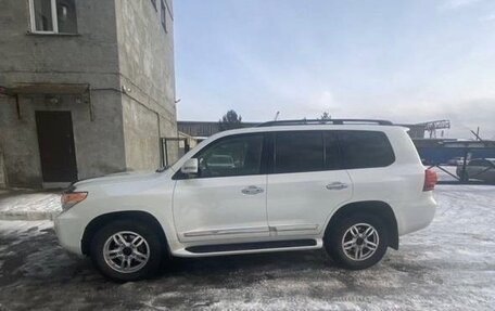 Toyota Land Cruiser 200, 2014 год, 3 300 000 рублей, 4 фотография