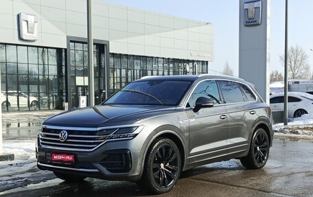 Volkswagen Touareg III, 2018 год, 5 350 000 рублей, 1 фотография