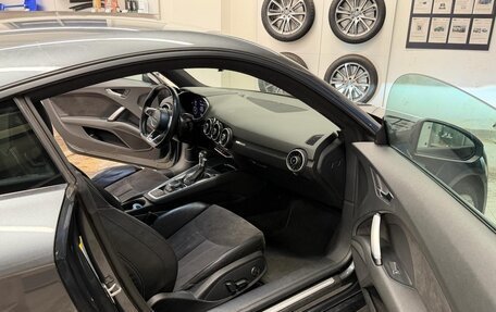 Audi TT, 2016 год, 3 000 000 рублей, 6 фотография