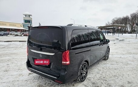 Mercedes-Benz V-Класс, 2019 год, 4 550 000 рублей, 4 фотография