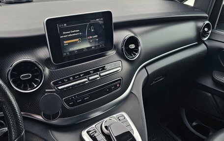 Mercedes-Benz V-Класс, 2019 год, 4 550 000 рублей, 6 фотография