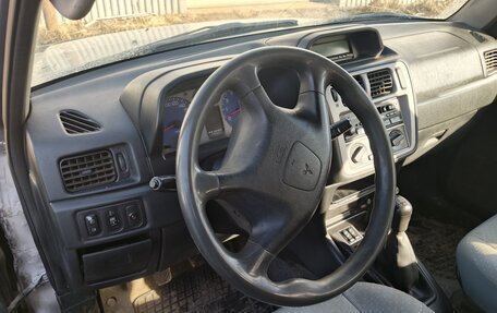 Mitsubishi Pajero Pinin, 2002 год, 320 000 рублей, 2 фотография