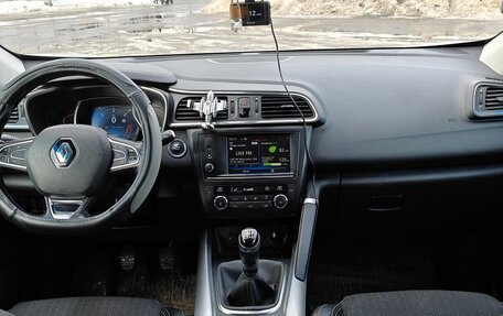 Renault Kadjar I рестайлинг, 2017 год, 1 380 000 рублей, 21 фотография