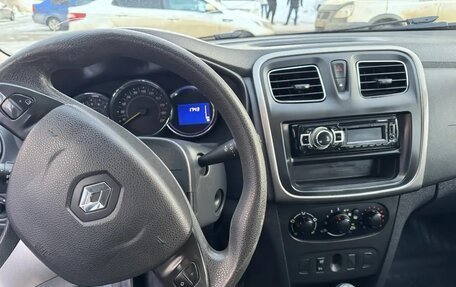 Renault Sandero II рестайлинг, 2017 год, 670 000 рублей, 5 фотография