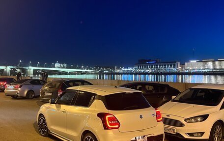 Suzuki Swift V, 2021 год, 1 400 000 рублей, 2 фотография