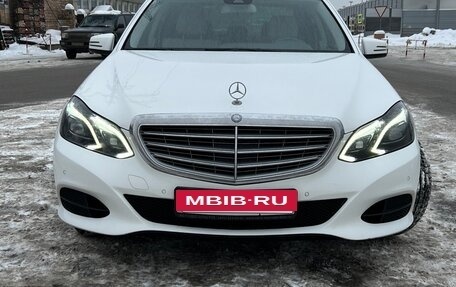 Mercedes-Benz E-Класс, 2013 год, 1 760 000 рублей, 2 фотография