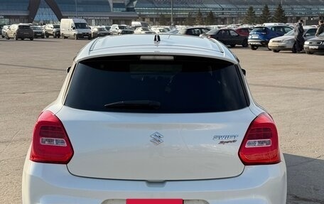 Suzuki Swift V, 2021 год, 1 400 000 рублей, 6 фотография