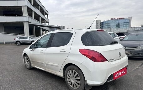 Peugeot 308 II, 2011 год, 599 000 рублей, 2 фотография