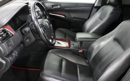 Toyota Camry, 2014 год, 1 915 000 рублей, 27 фотография