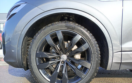 Volkswagen Touareg III, 2018 год, 5 350 000 рублей, 22 фотография