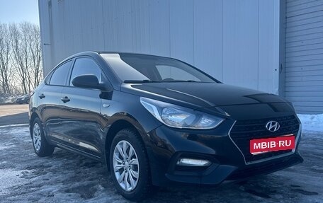 Hyundai Solaris II рестайлинг, 2019 год, 1 100 000 рублей, 1 фотография