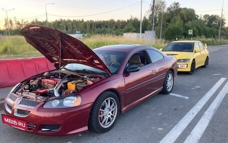 Dodge Stratus II, 2004 год, 950 000 рублей, 2 фотография