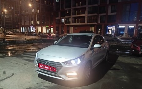 Hyundai Solaris II рестайлинг, 2018 год, 720 000 рублей, 2 фотография