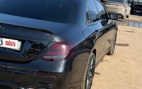 Mercedes-Benz E-Класс, 2016 год, 2 800 000 рублей, 2 фотография