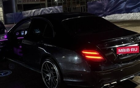 Mercedes-Benz E-Класс, 2016 год, 2 800 000 рублей, 13 фотография