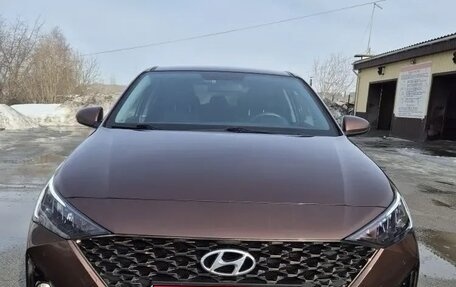 Hyundai Solaris II рестайлинг, 2021 год, 1 850 000 рублей, 14 фотография