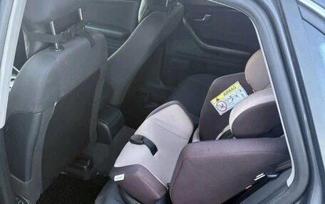 Audi A4, 2004 год, 800 000 рублей, 12 фотография