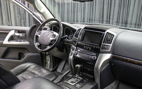 Toyota Land Cruiser 200, 2015 год, 4 998 000 рублей, 11 фотография