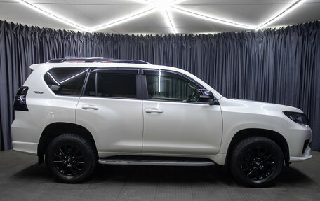 Toyota Land Cruiser Prado 150 рестайлинг 2, 2020 год, 7 298 000 рублей, 4 фотография
