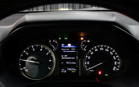 Toyota Land Cruiser Prado 150 рестайлинг 2, 2020 год, 7 298 000 рублей, 13 фотография