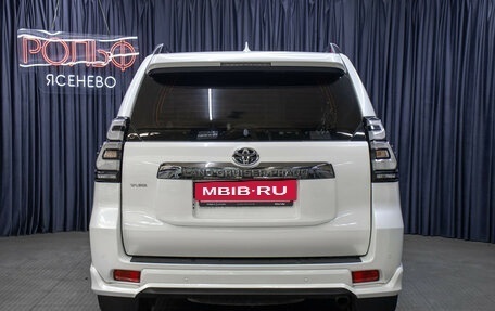 Toyota Land Cruiser Prado 150 рестайлинг 2, 2020 год, 7 298 000 рублей, 6 фотография