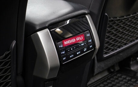 Toyota Land Cruiser Prado 150 рестайлинг 2, 2020 год, 7 298 000 рублей, 19 фотография