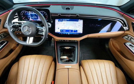 Mercedes-Benz E-Класс, 2024 год, 7 000 000 рублей, 5 фотография