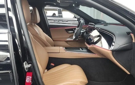 Mercedes-Benz E-Класс, 2024 год, 7 000 000 рублей, 12 фотография