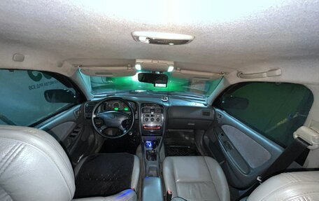 Toyota Avensis III рестайлинг, 1998 год, 375 000 рублей, 24 фотография