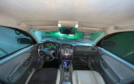 Toyota Avensis III рестайлинг, 1998 год, 375 000 рублей, 25 фотография