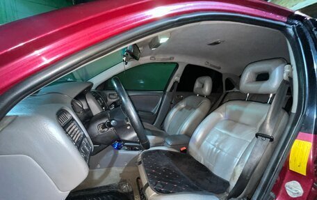 Toyota Avensis III рестайлинг, 1998 год, 375 000 рублей, 26 фотография