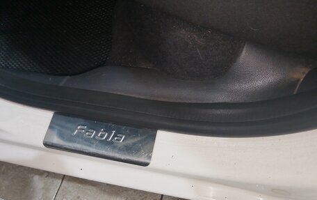 Skoda Fabia II, 2013 год, 750 000 рублей, 4 фотография
