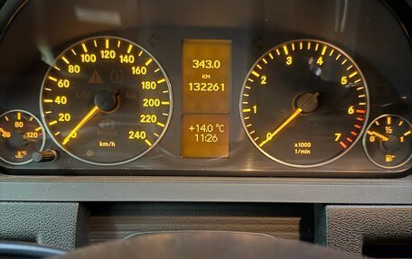 Mercedes-Benz A-Класс, 2012 год, 750 000 рублей, 9 фотография