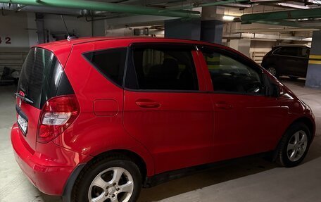 Mercedes-Benz A-Класс, 2012 год, 750 000 рублей, 25 фотография