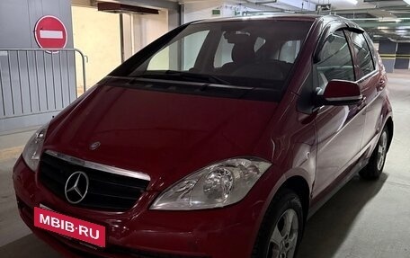 Mercedes-Benz A-Класс, 2012 год, 750 000 рублей, 27 фотография