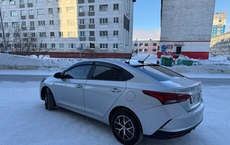Hyundai Solaris II рестайлинг, 2021 год, 1 550 000 рублей, 6 фотография