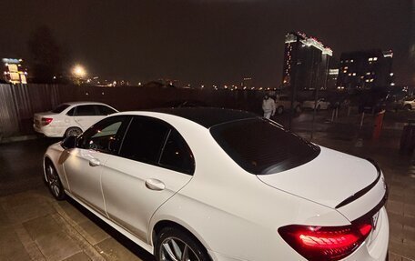 Mercedes-Benz E-Класс, 2021 год, 5 600 000 рублей, 15 фотография