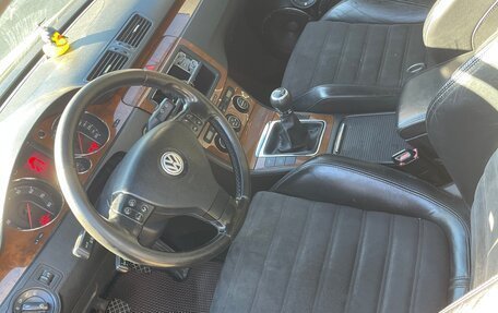 Volkswagen Passat B6, 2006 год, 650 000 рублей, 18 фотография